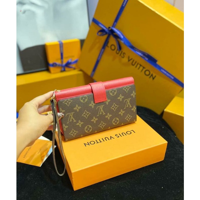 CLUTCH LV VIP SANG CHẢNH FULL BOX