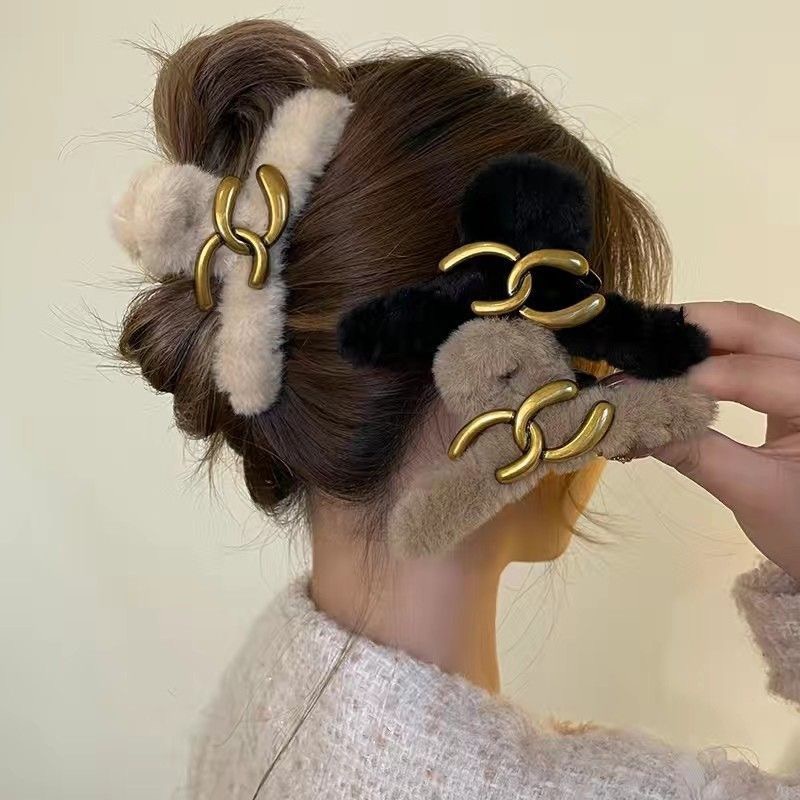 Kẹp Tóc Cá Mập Phủ Lông Phong Cách Cổ Điển Thanh Lịch Cho Nữ