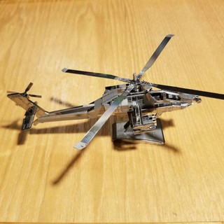 MÔ HÌNH 3D KIM LOẠI LẮP RÁP AH - 64 APACHE - HÀNG NHẬP KHẨU
