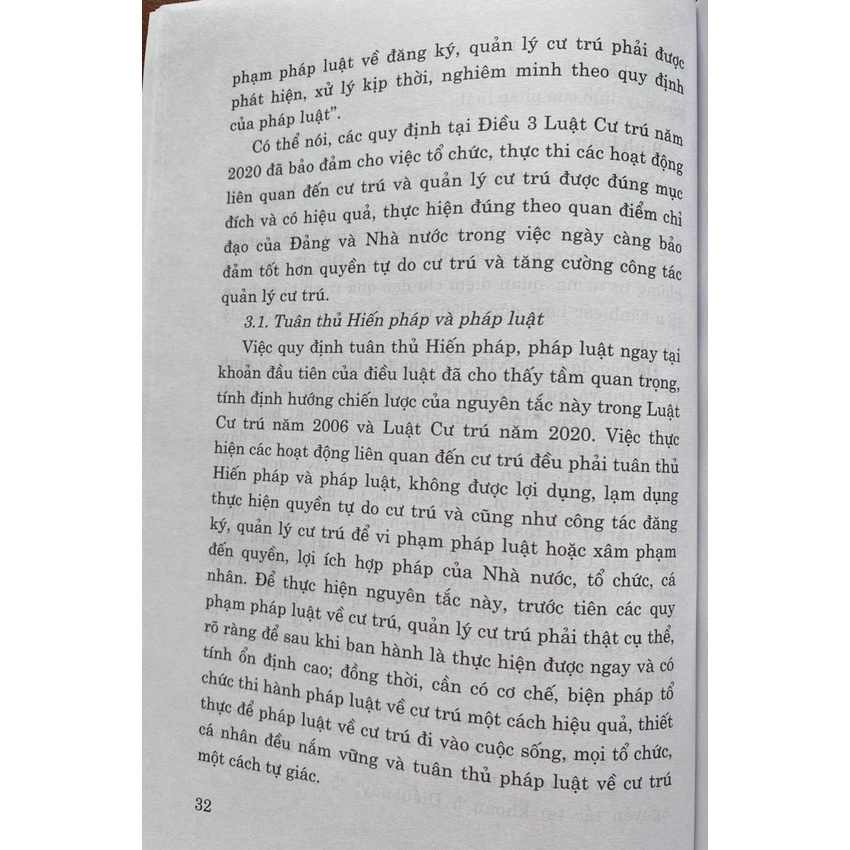 Sách-Bình Luận Khoa Học Luật Cư Trú