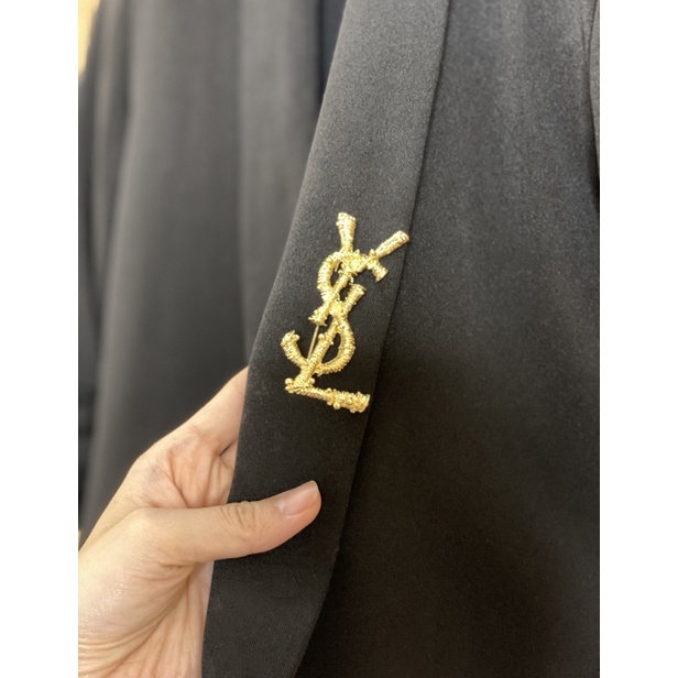 Ghim cài áo đính đá bạc sang chảnh lịch sự cài áo vest,áo sơ mi, các kiểu dáng váy