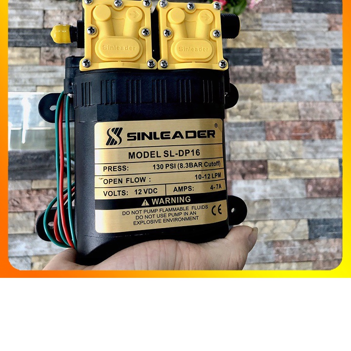 MÁY RỬA XE MINI BƠM ĐÔI CỰC MẠNH SINLEADER VÀ NGUỒN TỔ ONG 12V-10A