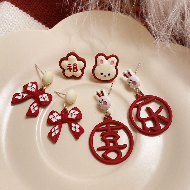 Khuyên Tai Hình Năm Mới 2023 Dễ Thương Cho Nữ