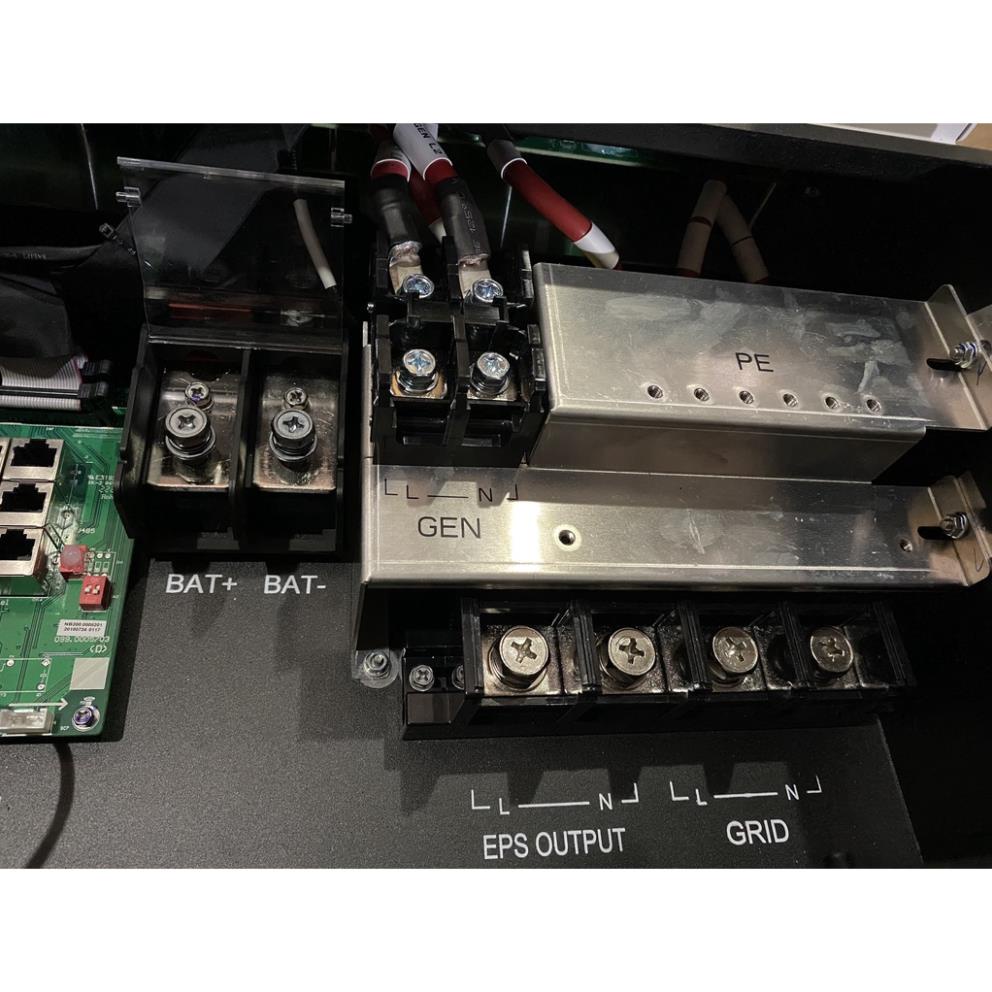 Biến tần hòa lưới, bám tải, độc lập Hybrid Luxpower LXP 12K 12KW 1 Pha