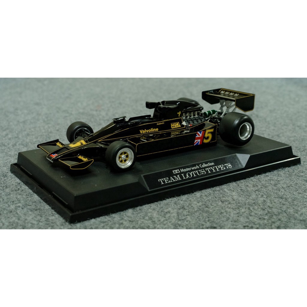 21103 Mô hình xe ô tô đua 1/20 Team Lotus Type 78 1977 British GP No.5 (Finished Model)