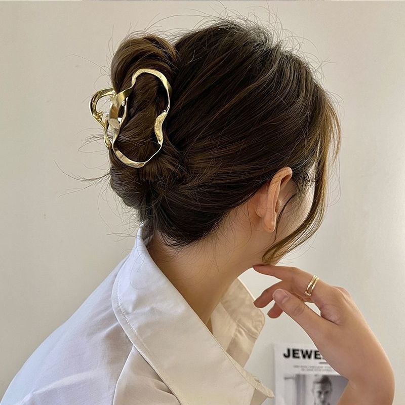 Kẹp Tóc Kim Loại Hình Cá Mập Độc Đáo