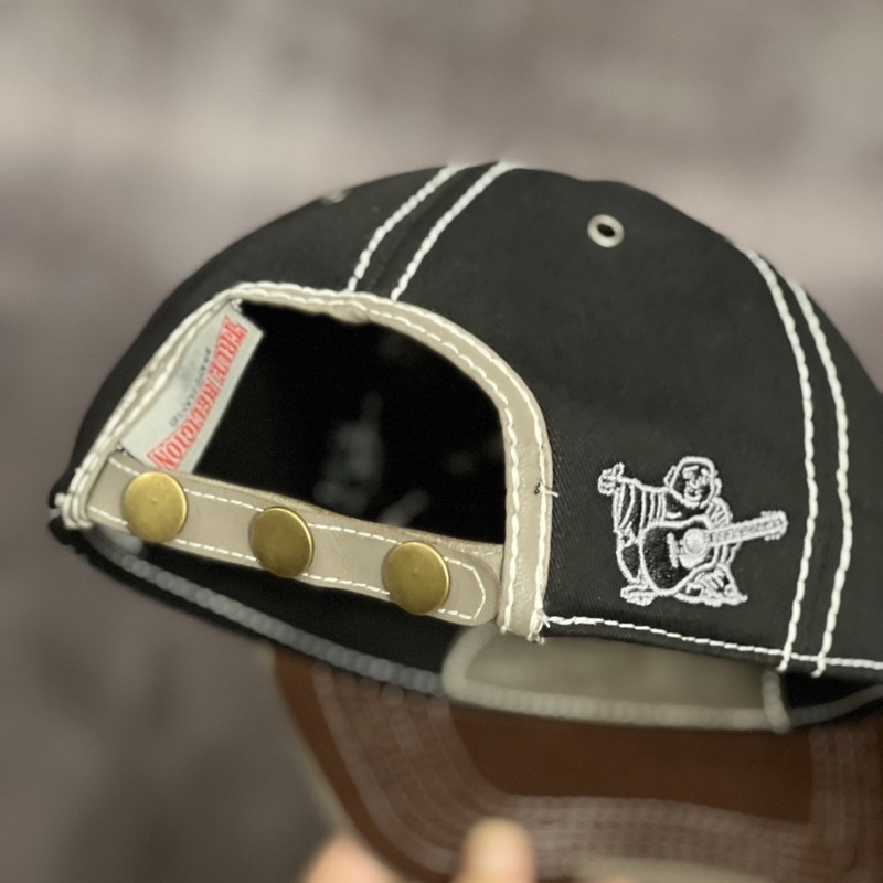 Nón lưỡi trai ông địa true religion