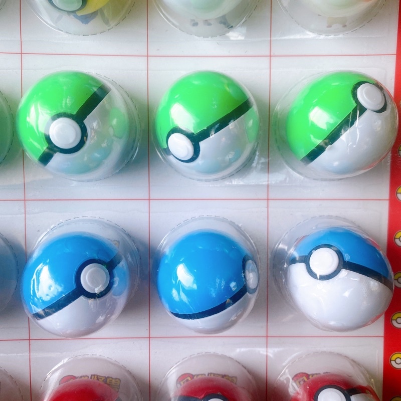 Vỉ 30 quả trứng pokemon có mô hình và dán sticker