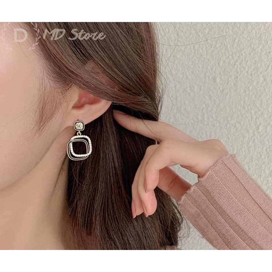 Khuyên tai vuông lồng MD100