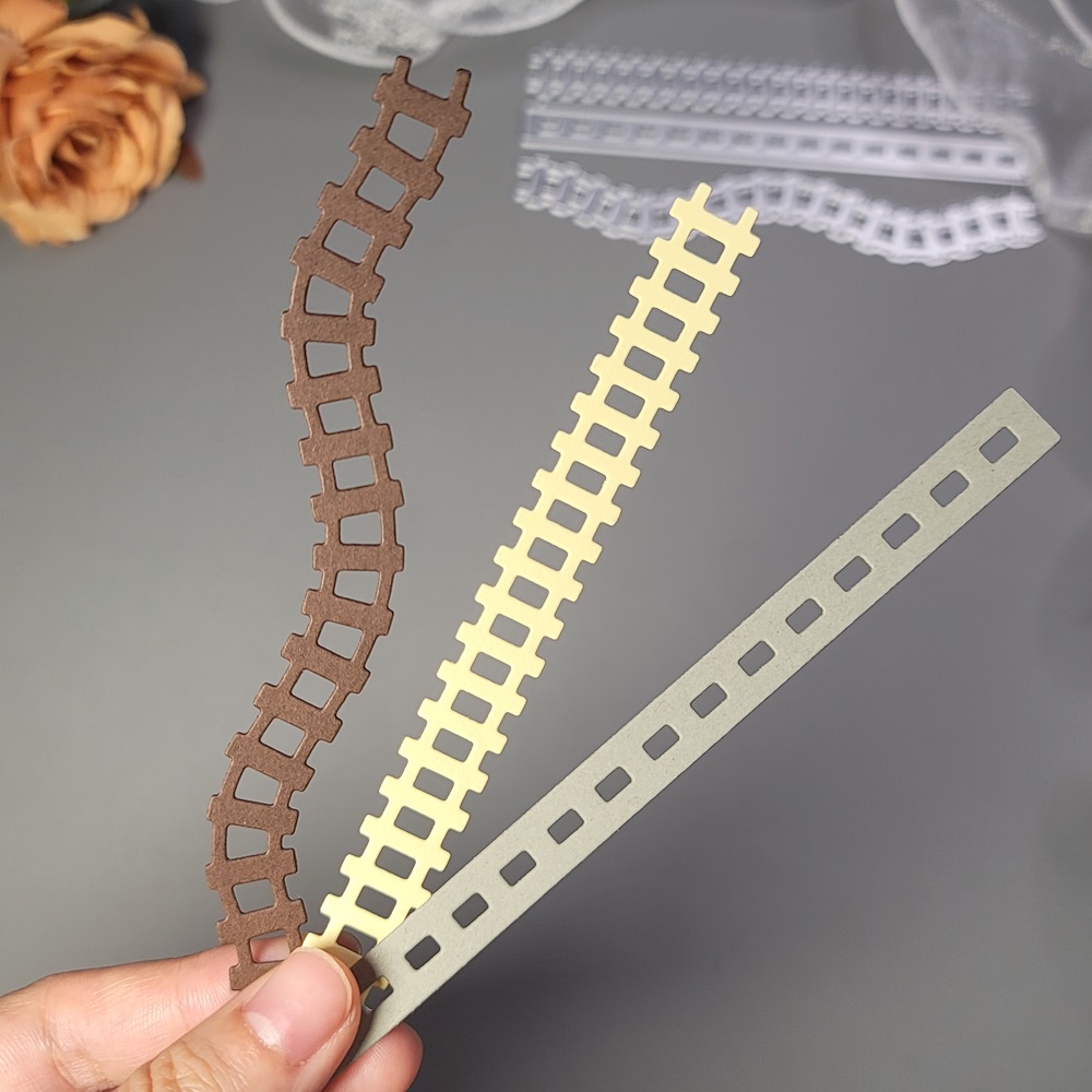 Bộ 3 Khuôn Cắt Giấy Kim Loại Hình Con Đường Và Hàng Rào