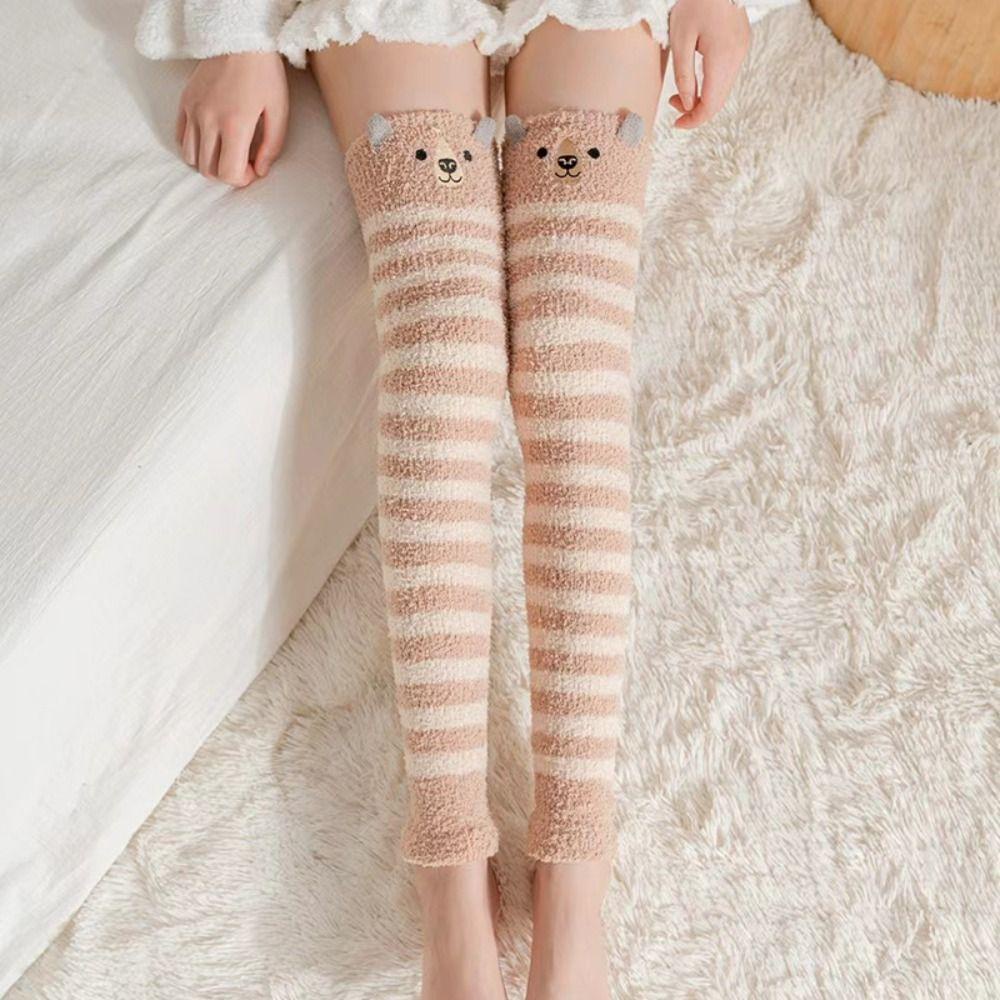 Đệm Nhung San Hô Dày Dặn Giữ Ấm Chân Màu Trơn Họa Tiết Hoạt Hình VANES1 Cho Nữ