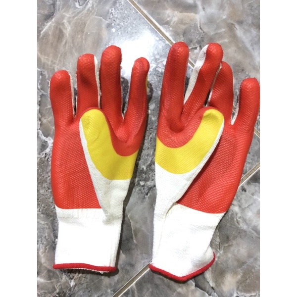 Gang tay kéo dây diều