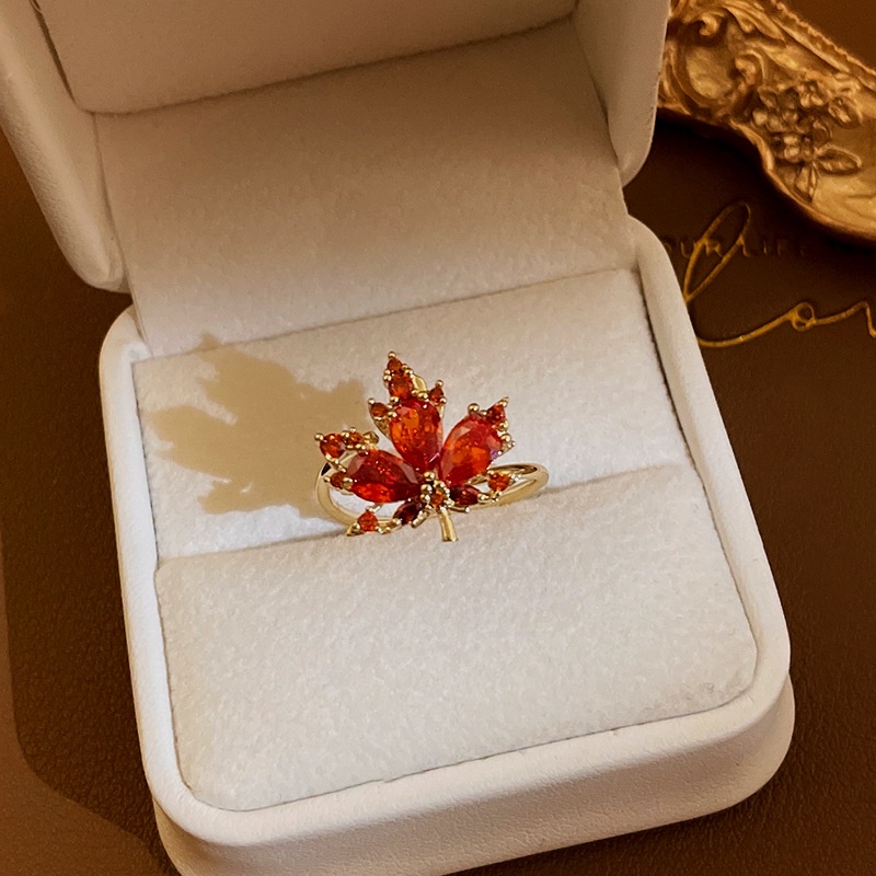 Bộ Trang Sức Dây Chuyền / Nhẫn / Bông Tai Hình Lá Phong Đỏ Đính Đá Pha Lê Thời Trang Cho Nữ