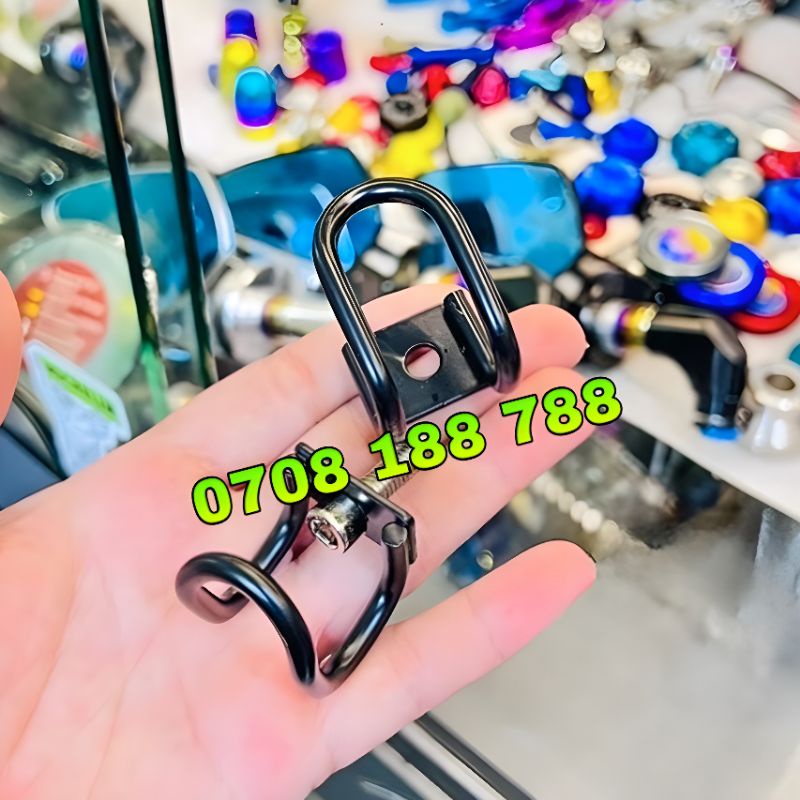 Móc Treo Xe Máy Chữ U Sơn Đen  - 1 cái - đồ chơi xe máy