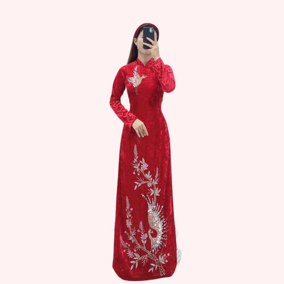 Áo Dài Nhung đính kết pha lê họa tiết cho mẹ trẻ, bà sui