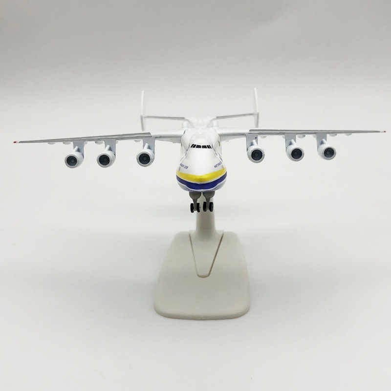 Mô hình máy bay vận tải Antonov An-225 KAVY lớn nhất thế giới bằng hợp kim nguyên khối có chân đế