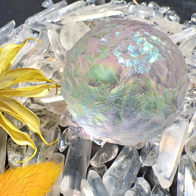 Quả cầu Aura Clear Quartz