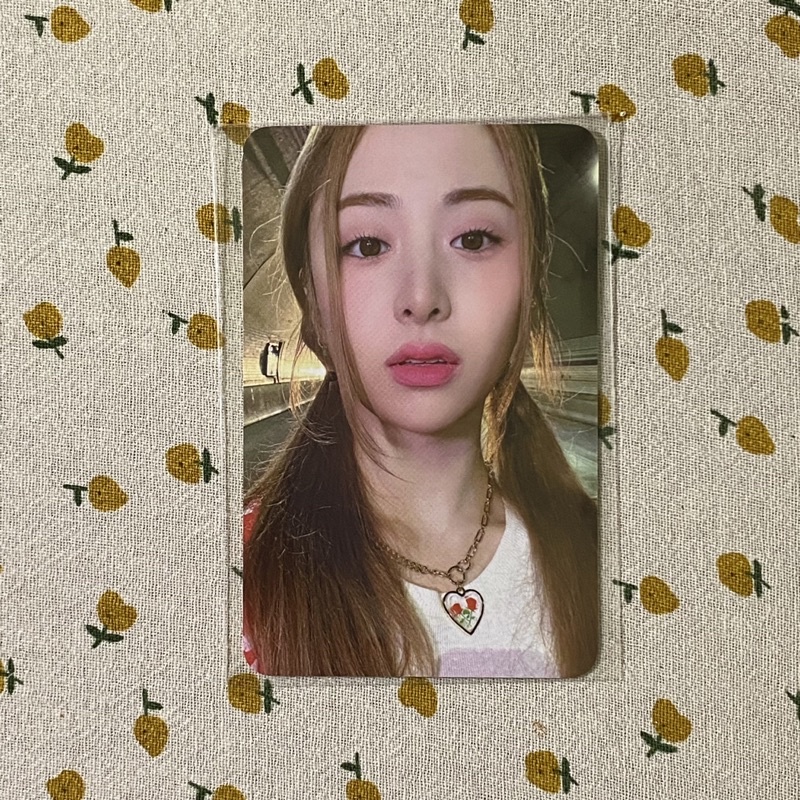 CARD ẢNH LE SSERAFIM YES24 official