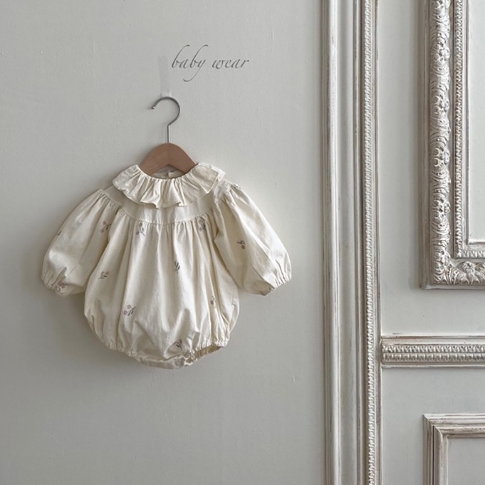 Áo liền quần cổ lá sen hình hoa cho bé gái