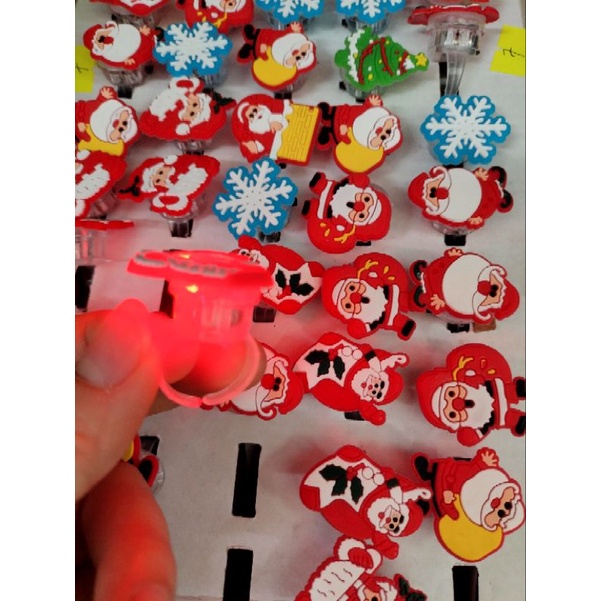 Nhẫn noel có đèn cho bé