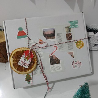 Hộp quà trang trí Giáng sinh Noel
