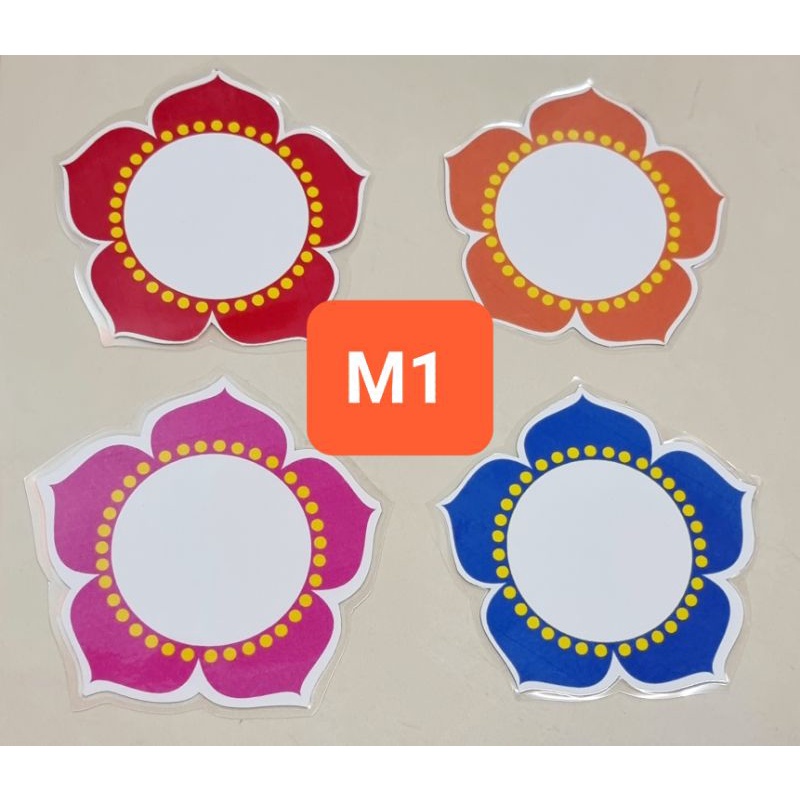 Sét 10 Hoa in màu éplatic 9-10cm viết số, dấu...sẵn nam châm lá.