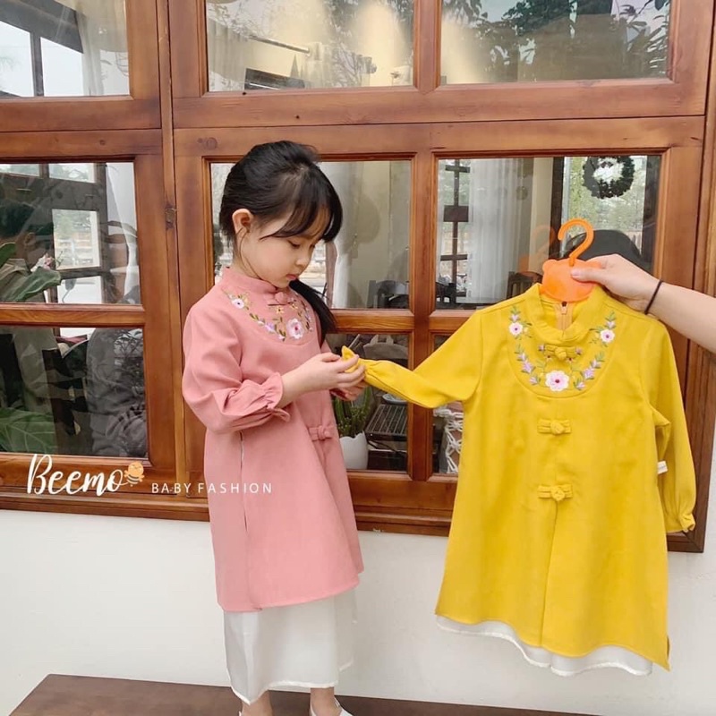 Set áo dài nhung tăm thêu hoa kèm quần cho bé gái từ 8-23kg