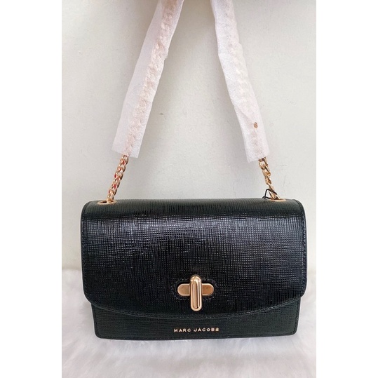 Túi Marc Jacobs auth sale (2 màu :đen, đỏ)