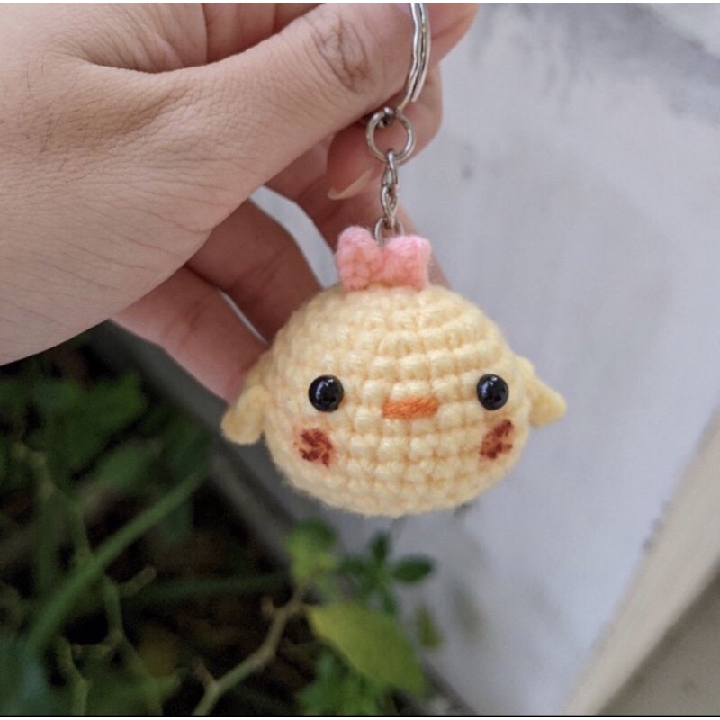 Móc khoá gà vịt con bằng len
