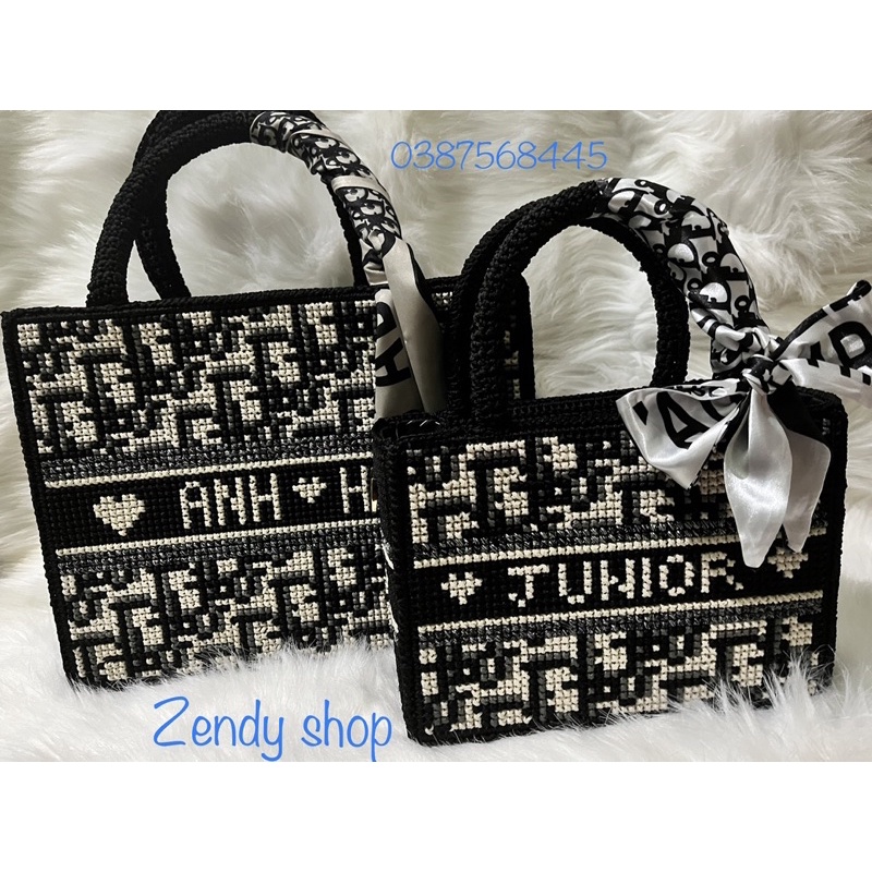 Túi thêu tay hoạ tiết dior