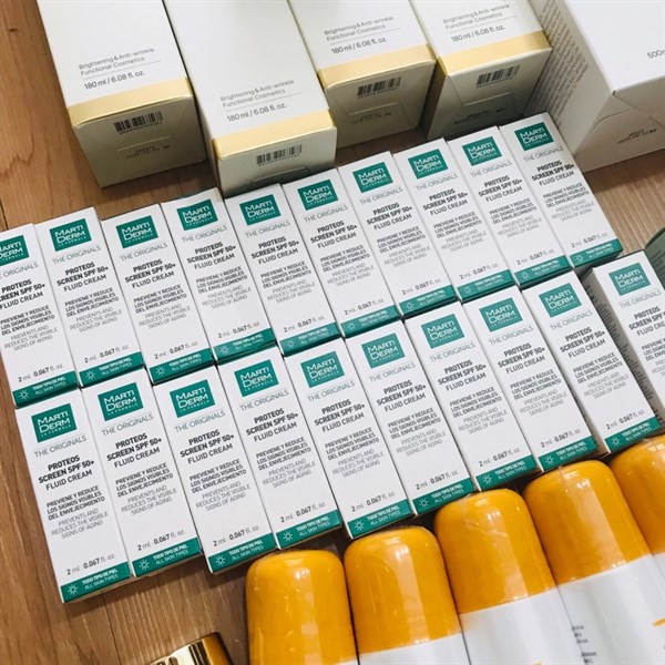 Kem chống nắng Marti Derm Mini 2ml