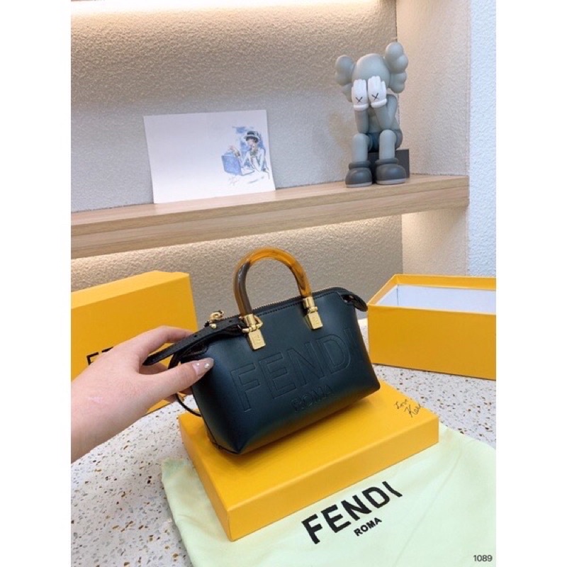 Túi FEN.Dl TRỐNG SUPPER FULLBOX size 19 vừa đt