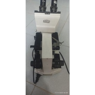  kính hiển vi quang học Kruss MBL 2000 Đức thiếu thị kính và zoom 