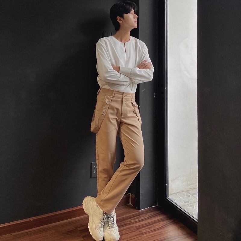Quần Âu be OAO STUDIO form xuông kèm dây