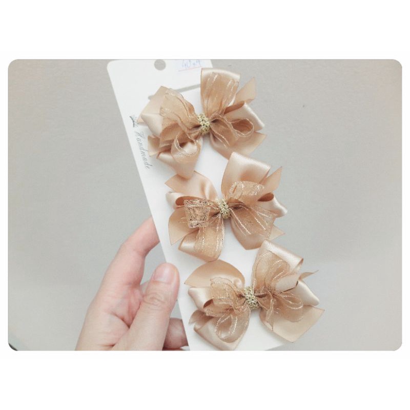 Storm Hairbow - kẹp/bờm/băng đô handmade beige cho công chúa