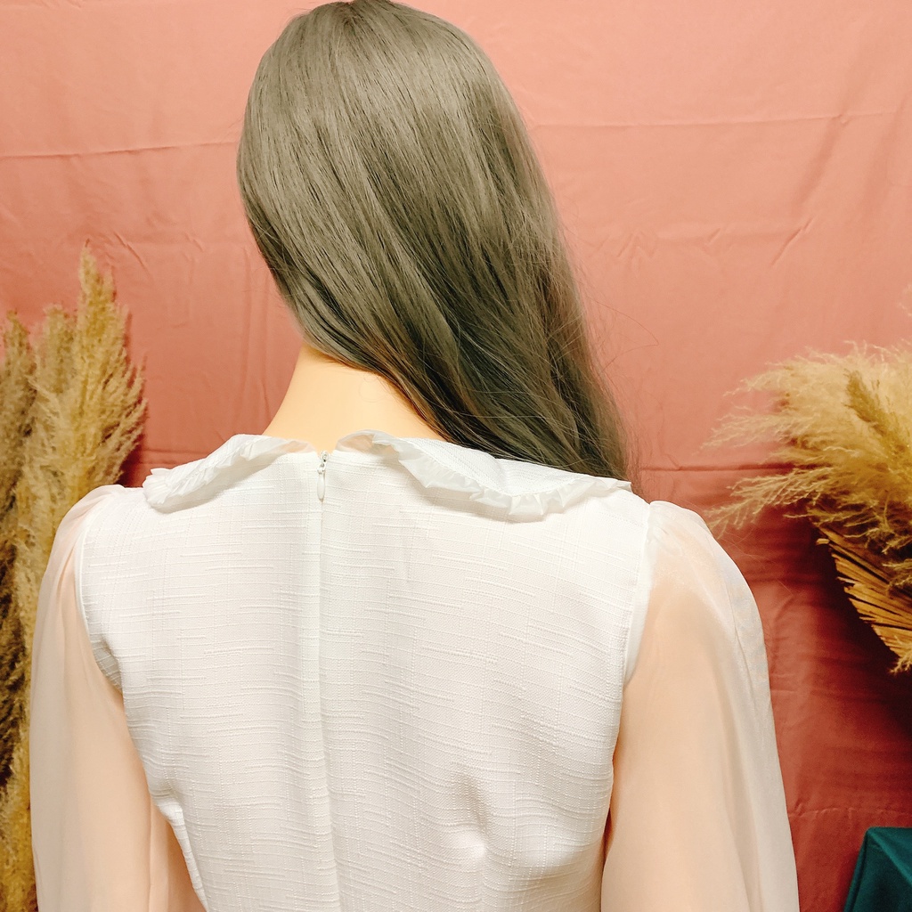 Đầm Nữ Màu Trắng Cổ Sen Tay Voan Siêu Xinh HNK368