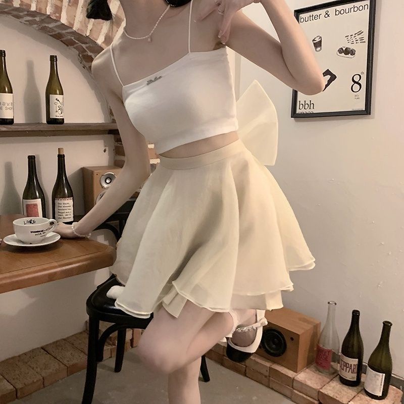 Váy xinh ngẫu nhiên