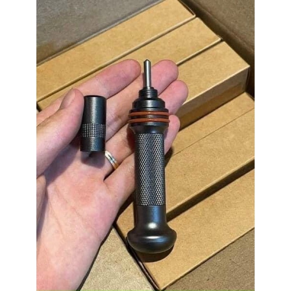 Bút phá kính, lưng iPhone