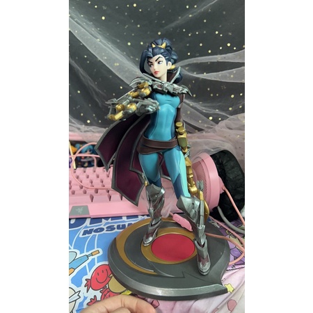 Mô hình LoL Vayne Unlocked Statue 27cm Chính hãng Riot Games - Figure LMHT Liên Minh Huyền Thoại