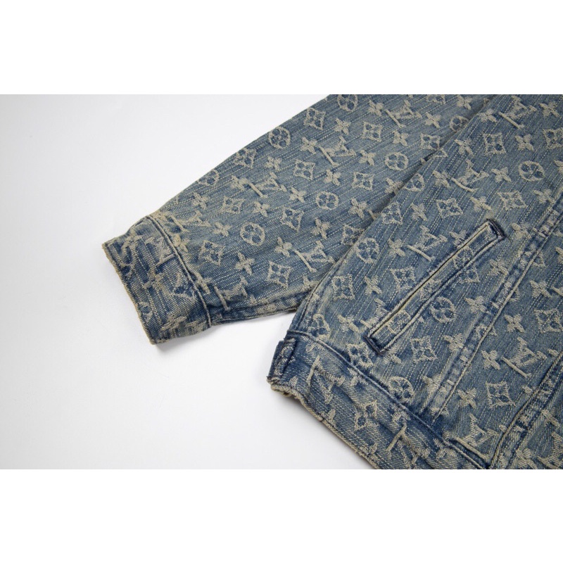 Áo khoác denim unisex hoạ tiết logo Louis Vuitton LV 2022 thời trang phong cách cao cấp