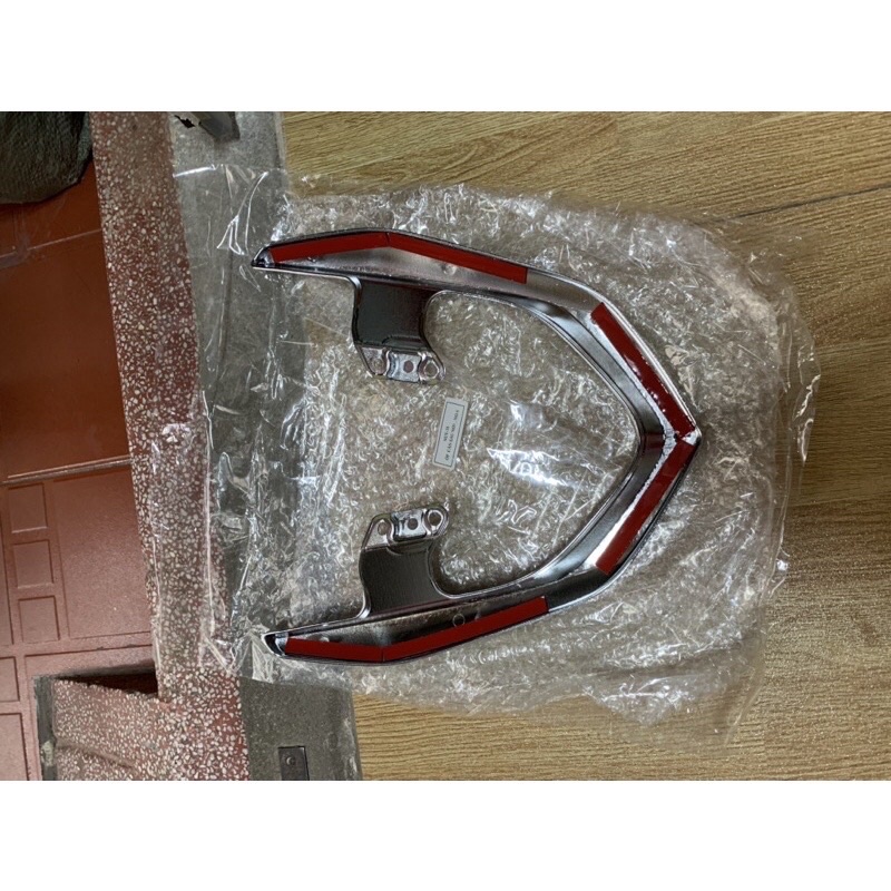 Ốp tay xách sau xe NOUVO LX và xe NOUVO MX  nhựa ABS xi trắng cao cấp giá rẻ