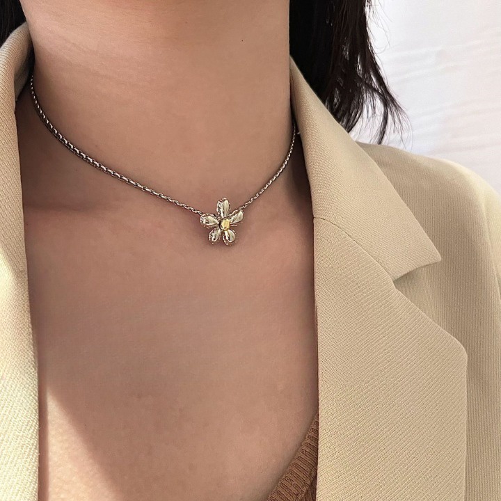 Dây chuyền và bông tai dành cho nữ mạ bạc thiết kế  bông hoa siêu đáng yêu nhí nhảnh phong cách Hàn Quốc Boho