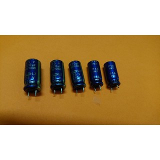 Tụ điện phân cực 25V 820uF SAMWHA