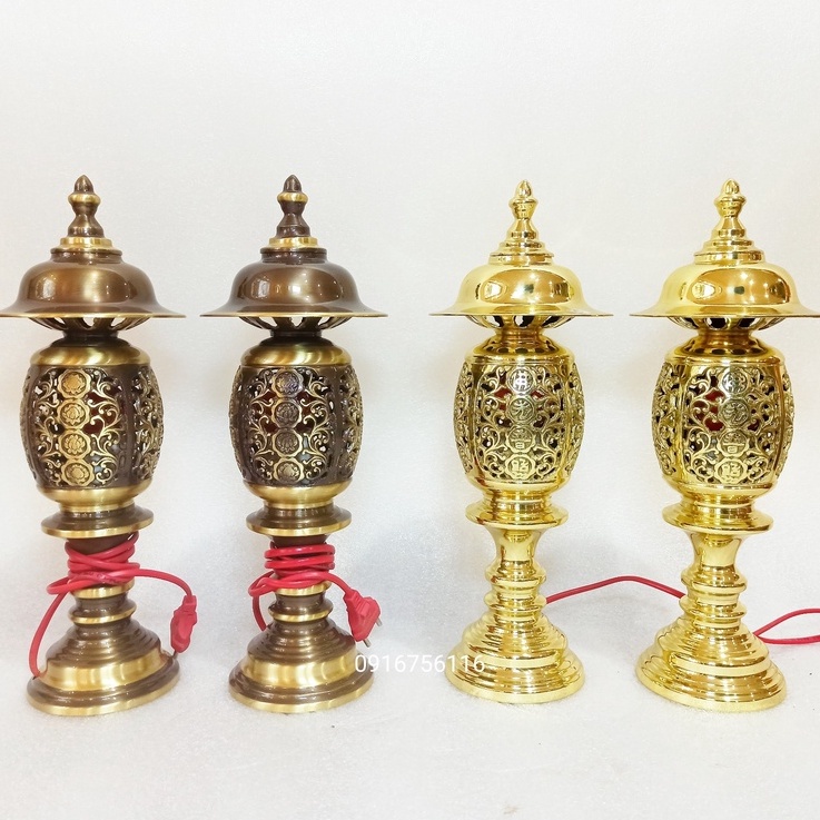 Đôi đèn thờ bằng đồng thau nguyên chất cao 31cm, đôi đèn điện thờ bằng đồng.