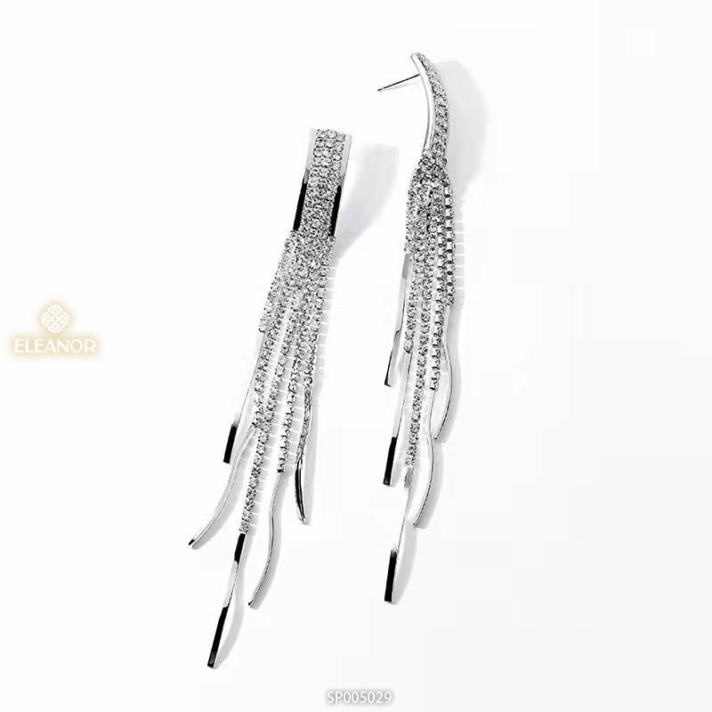 Bông tai nữ dáng dài Eleanor Accessories tua rua đính đá phụ kiện trang sức 5029