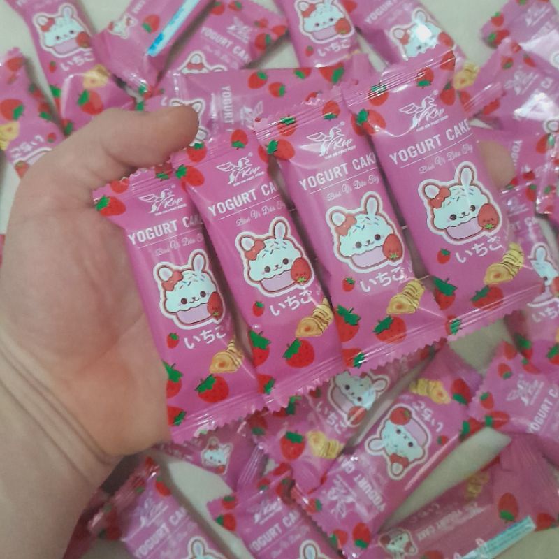 Bánh sữa chua ông già giòn vị dâu