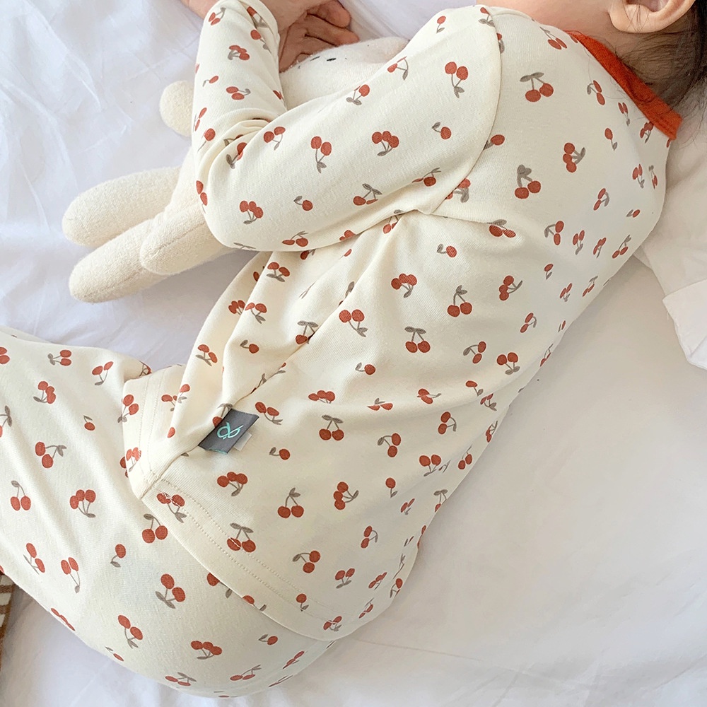 Bộ thu đông bé gái chất nỉ mềm mịn cao cấp, Đồ bộ bé gái tay dài hình quả cherry dễ thương