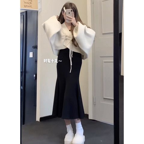 Bộ Áo Khoác Cardigan Dệt Kim + Chân Váy Đuôi Cá Ôm Dáng Thời Trang Thu Đông Hàng Mới 2022