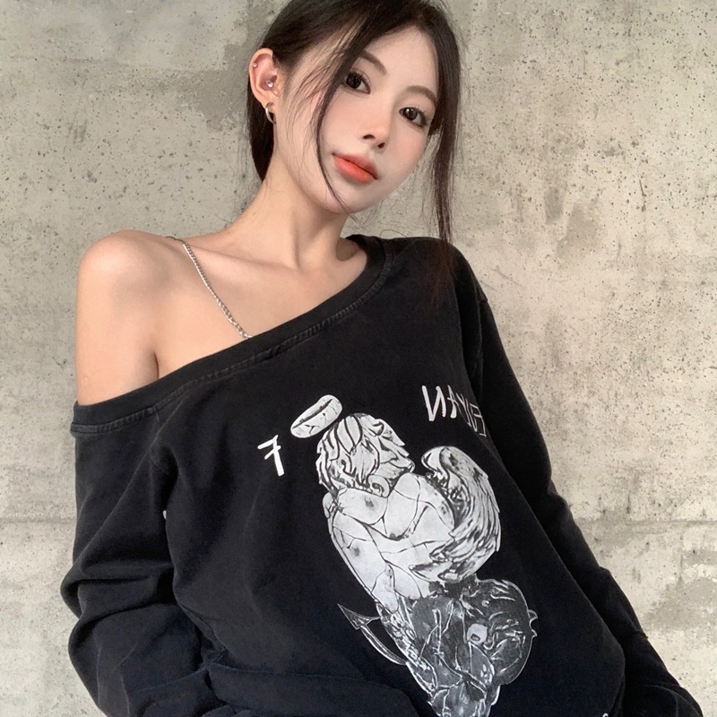 IELGYÁo Thun Nữ Dài Tay Lệch Vai In Họa Tiết Màu Đen Thời Trang