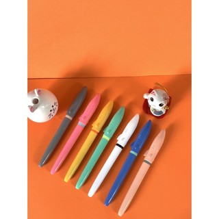 Combo 10 Chiếc Bút Máy Hình Cá Mập Ngòi Trơn